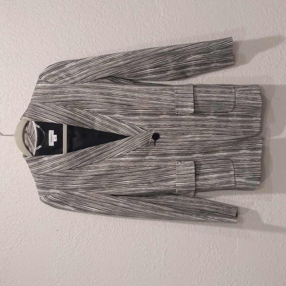 Black and white stripes blazer by Max & Co